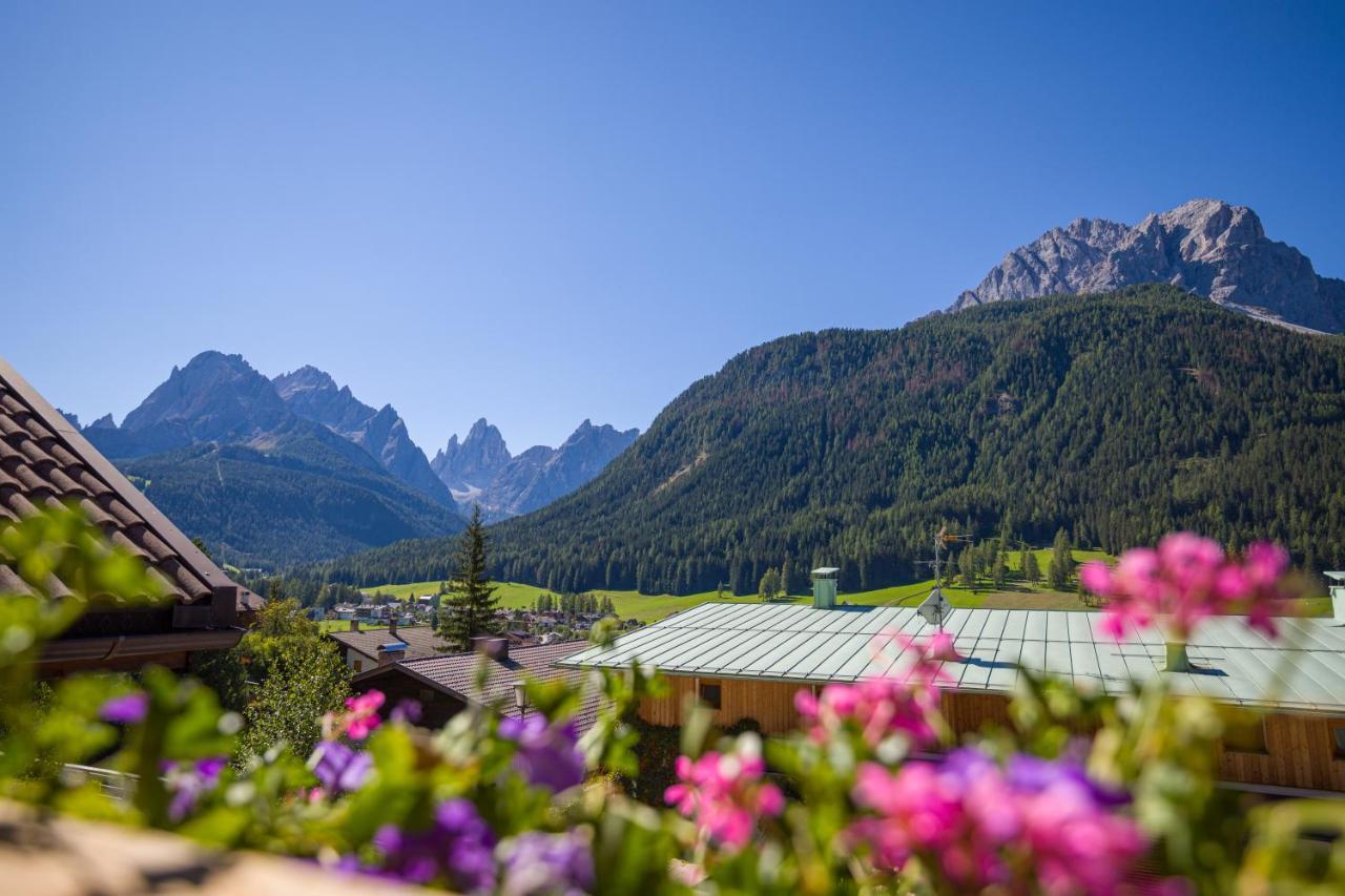 Appartamenti Sonnenuhr Sexten Buitenkant foto
